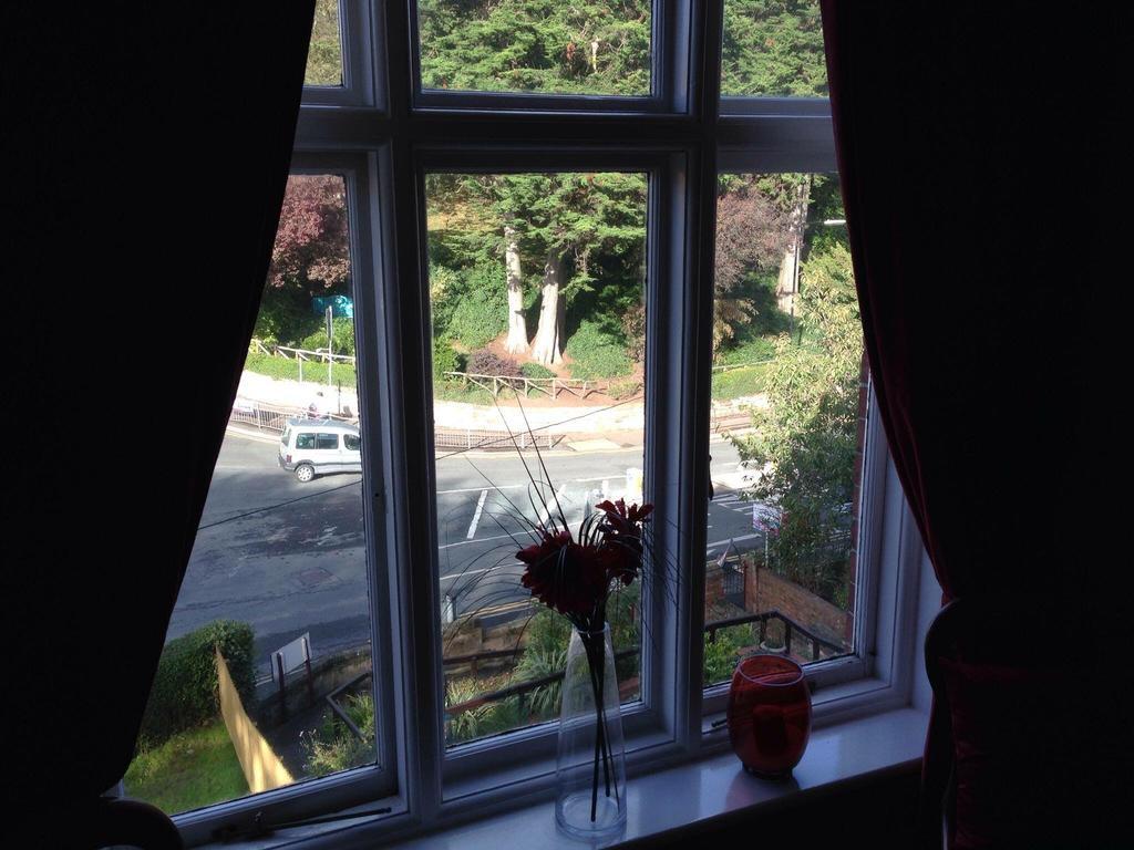 Bed and Breakfast The Grove Whitby Esterno foto