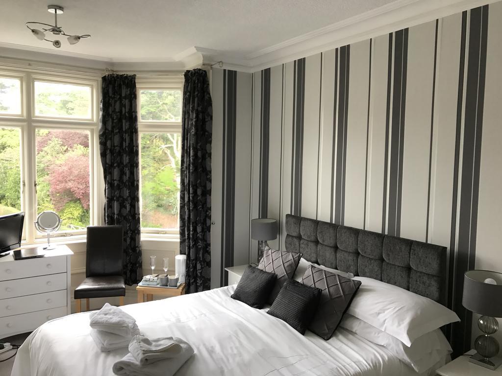 Bed and Breakfast The Grove Whitby Esterno foto