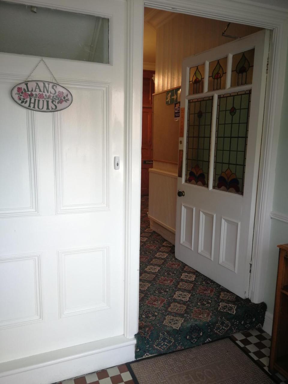 Bed and Breakfast The Grove Whitby Esterno foto