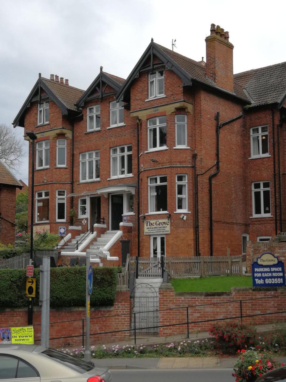 Bed and Breakfast The Grove Whitby Esterno foto
