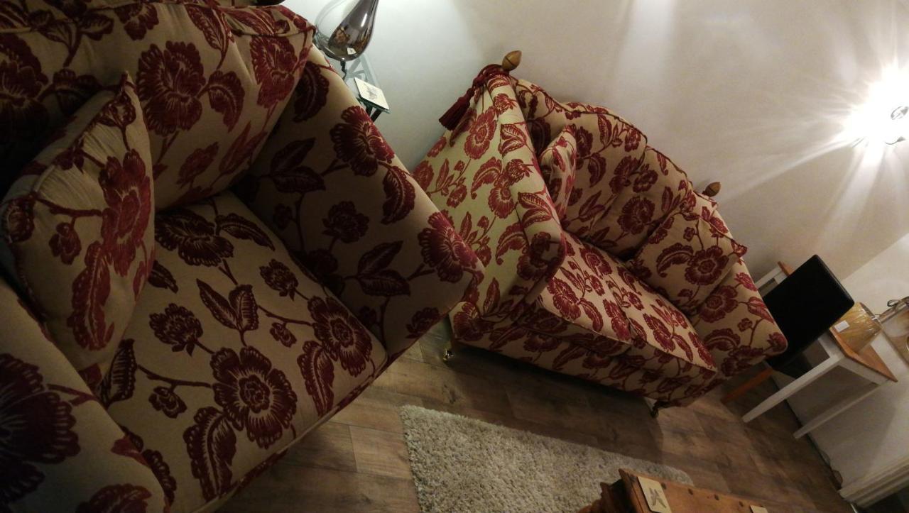 Bed and Breakfast The Grove Whitby Esterno foto
