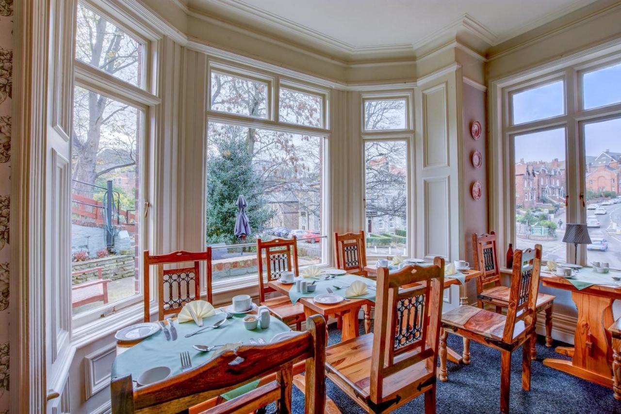 Bed and Breakfast The Grove Whitby Esterno foto