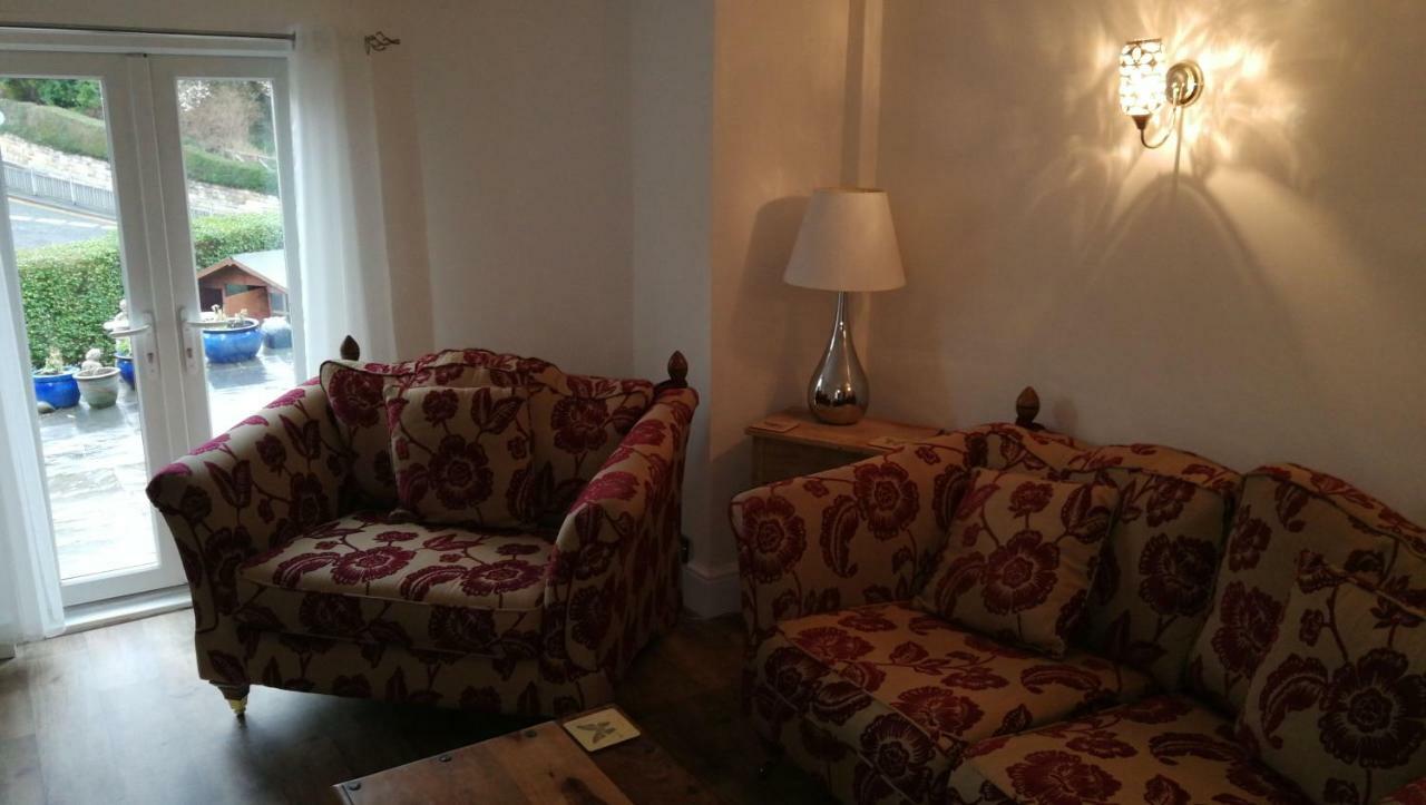 Bed and Breakfast The Grove Whitby Esterno foto